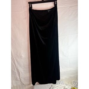 My Michelle Black Velvet Maxi Skirt Made in USA Size L whimsigoth  90s Style